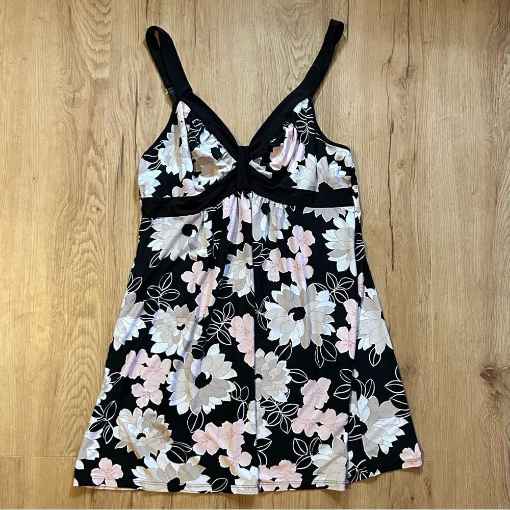 Vintage Stretchy Jersey Floral Mini Dress // Studio Donatella casual babydoll